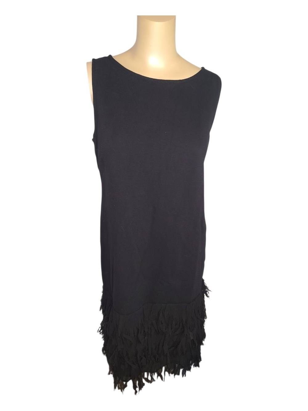 Taylor Black Sleeveless Shift Dress Tiered Fringe Shag Hem Cocktail LBD Size 14